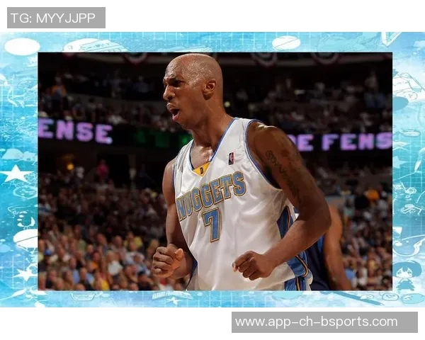 齐麟：从篮球新星到职业生涯的璀璨之路探索与成长的故事